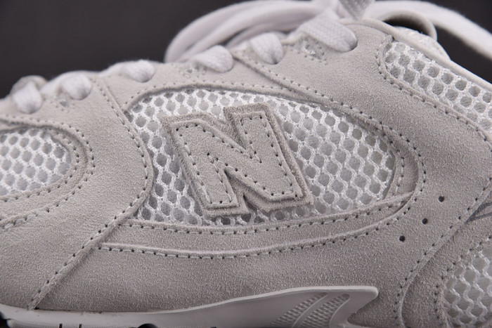 New Balance x MIU MIU NB530 NB000047