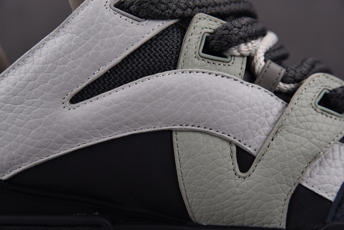 l&v snekaers l0000139