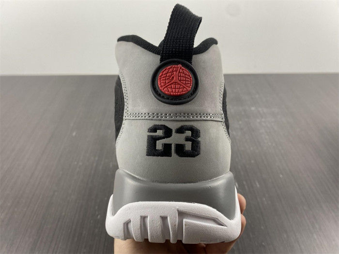 air jordan 9 retro particle grey ct8019-060