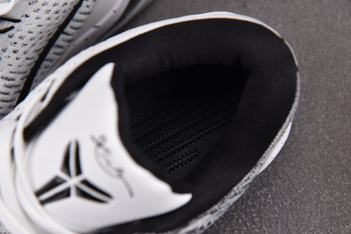 Nike Kobe 9 Elite Low Beethoven 639045-101