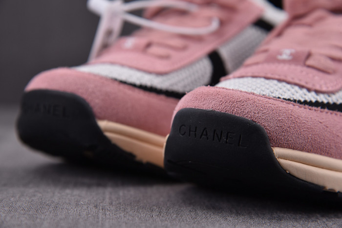 chane* snekaers c000014