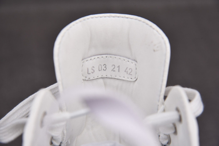 DIO* SNEAKERS B28 T0000-031