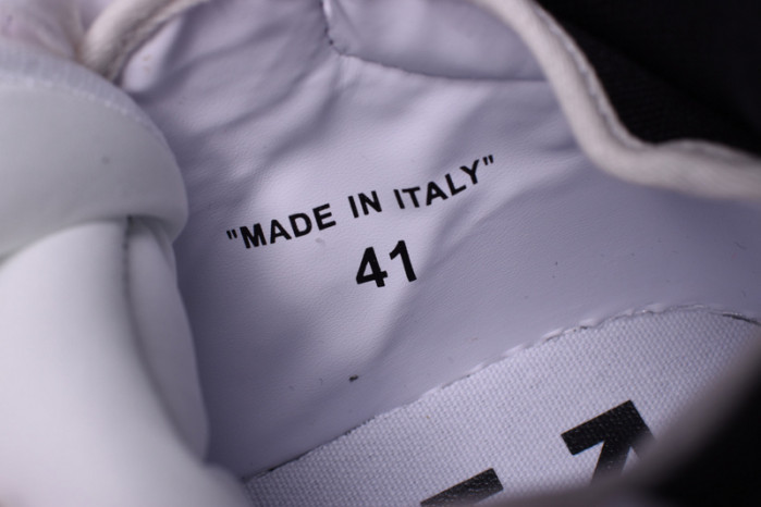 OFW 3.0 Low Sneaker (Black & White) OMIA065S188000161001