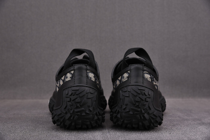 DIO* SNEAKERS B28 T0000-014