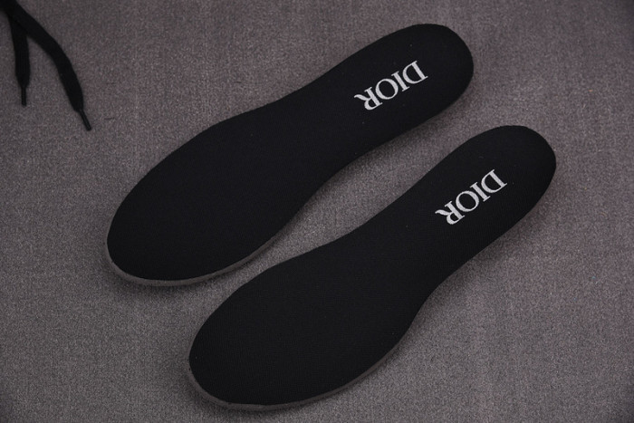 DIO* SNEAKERS B28 T0000-014