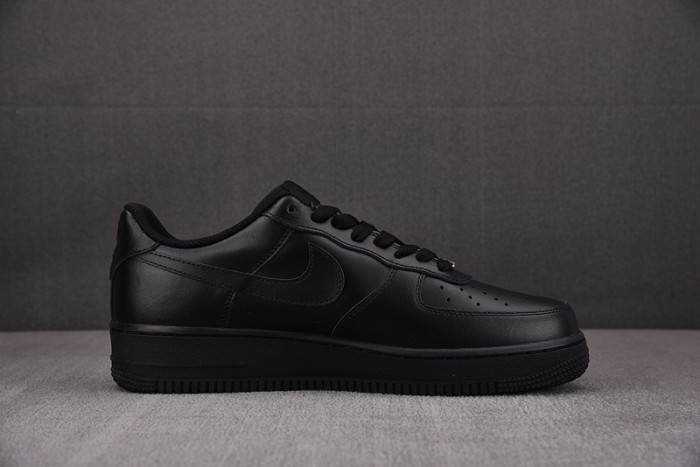 nike air force 1 low 07 triple black cw2288-001