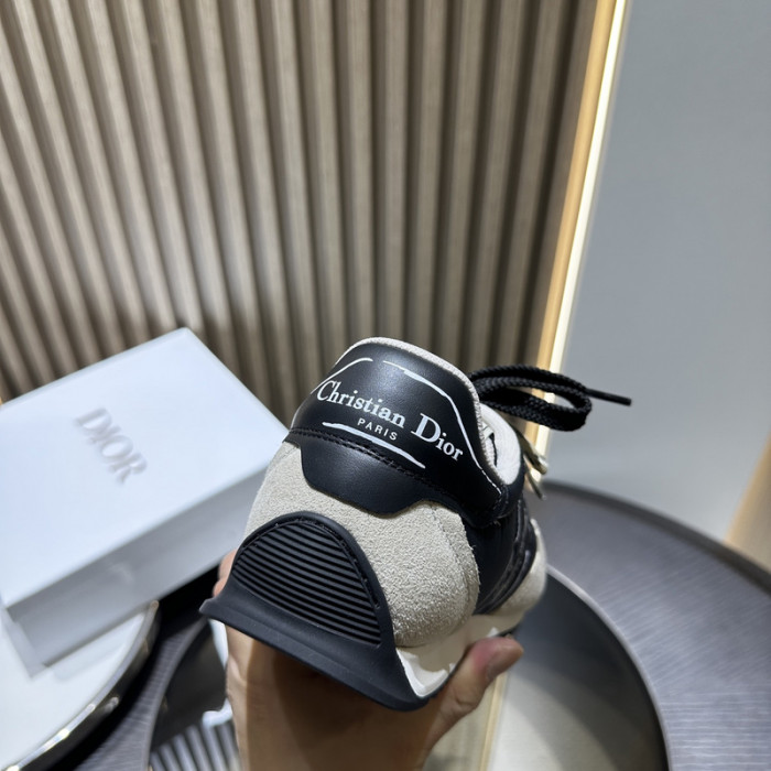 D1OR SNEAKERS T0000-235