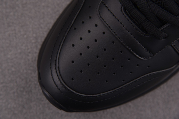 D1OR SNEAKERS B25 T0000-229