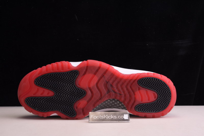 air jordan 11 low white bred av2187-160