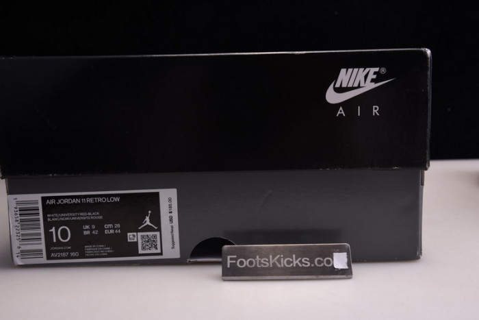 air jordan 11 low white bred av2187-160