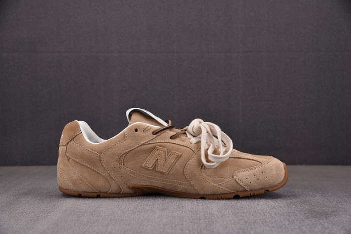 New Balance x MIU MIU NB530 NB000046