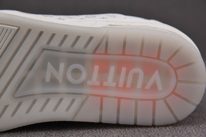 l&v snekaers l0000094