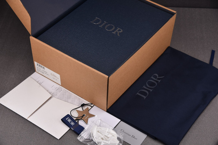 DIO* SNEAKERS B27 T0001-054