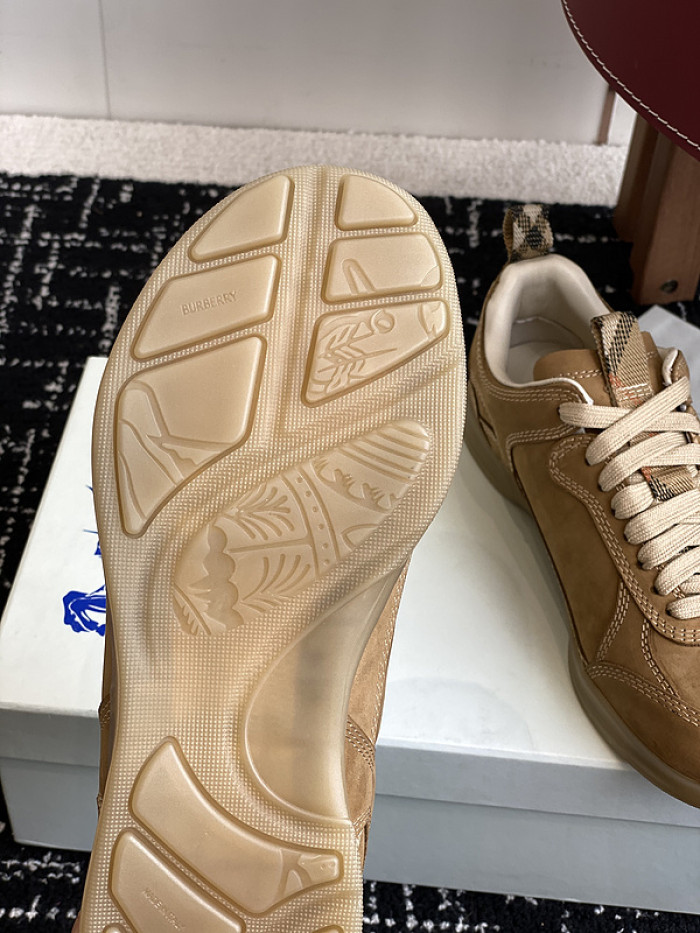 Burber*y sneakers B000018