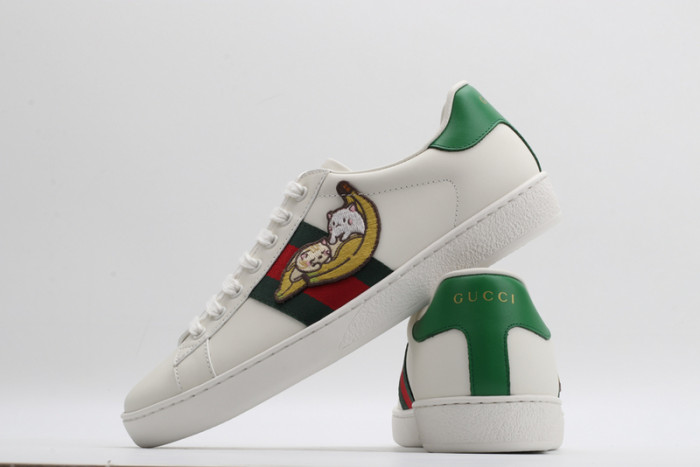 G*u*i* trainer sneaker60