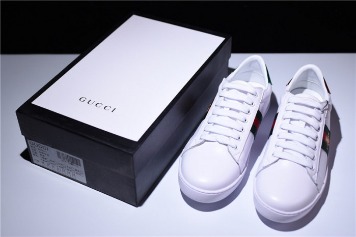 g*u*i ace embroidered low-top sneaker white with bee