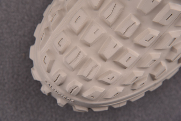 balenciag* sandal 42