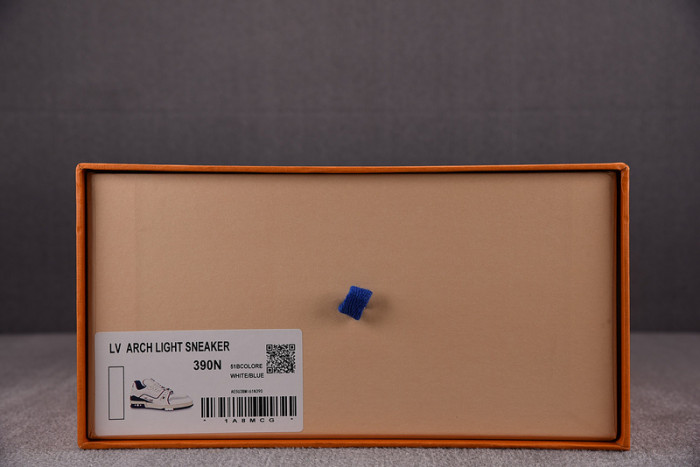 l&v snekaers l0000096