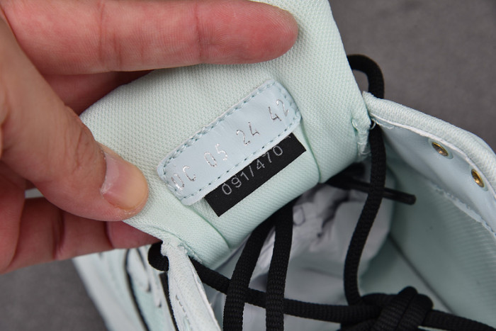 DIO* SNEAKERS B30 T0000-312