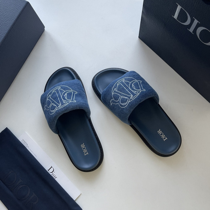 Dio*r sandal 42